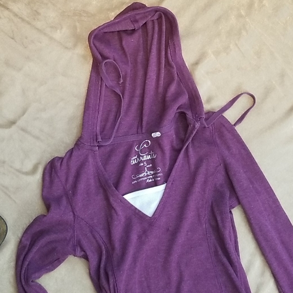 Sweater - Picture 3 of 3